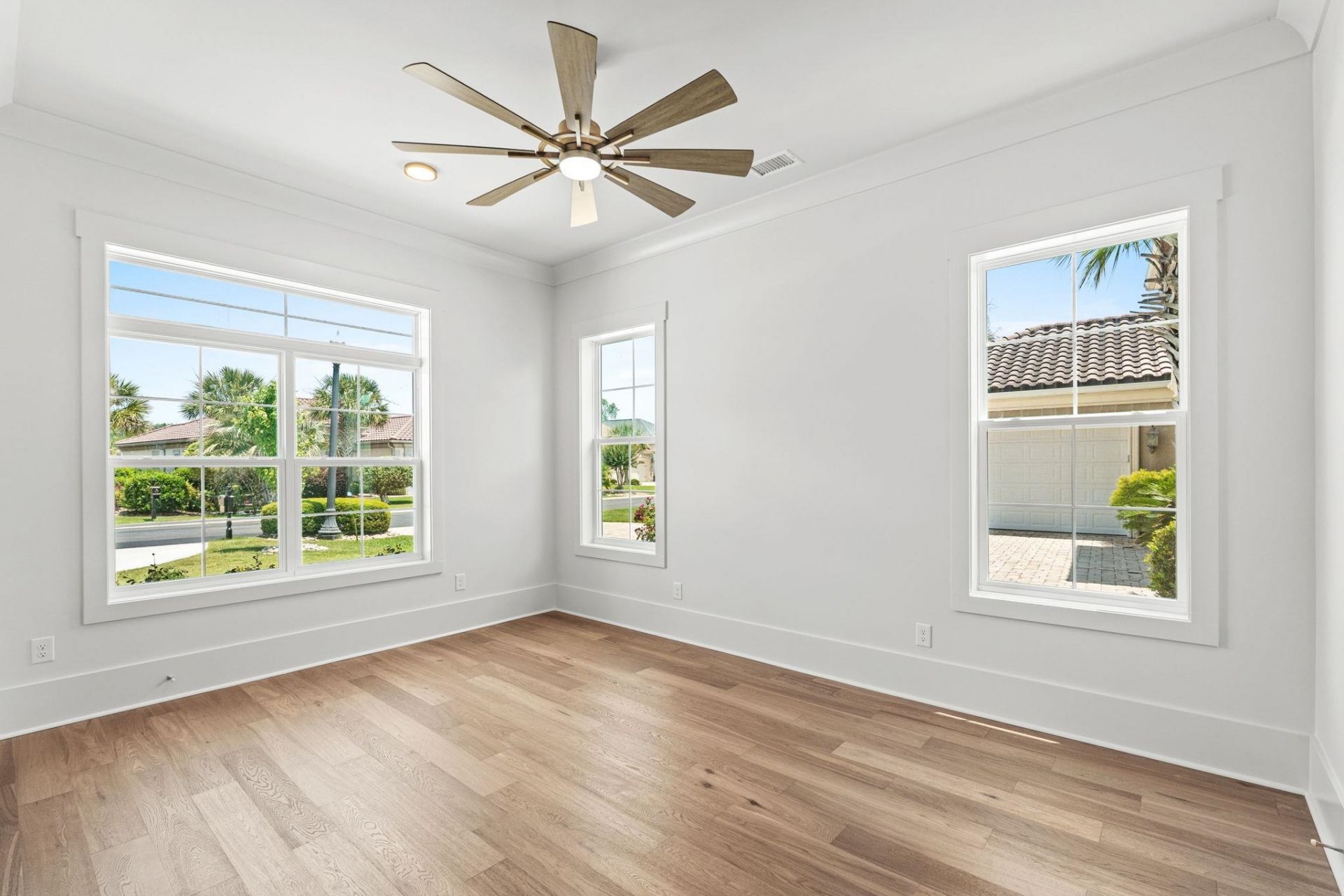 1015 Bluffview Dr. Photo 53