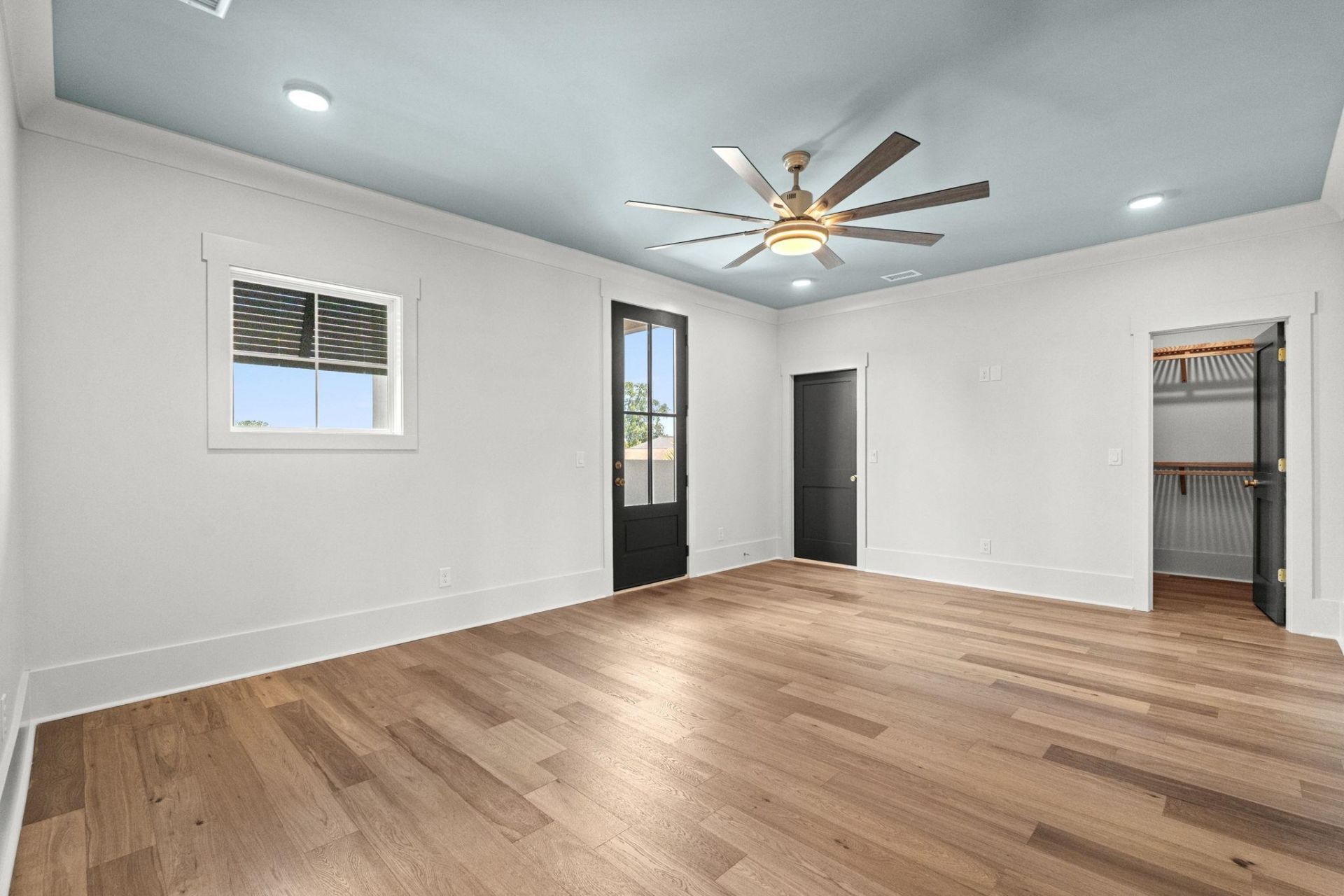 1015 Bluffview Dr. Photo 59