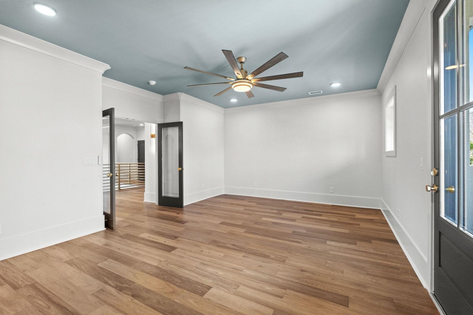 1015 Bluffview Dr. Photo 60
