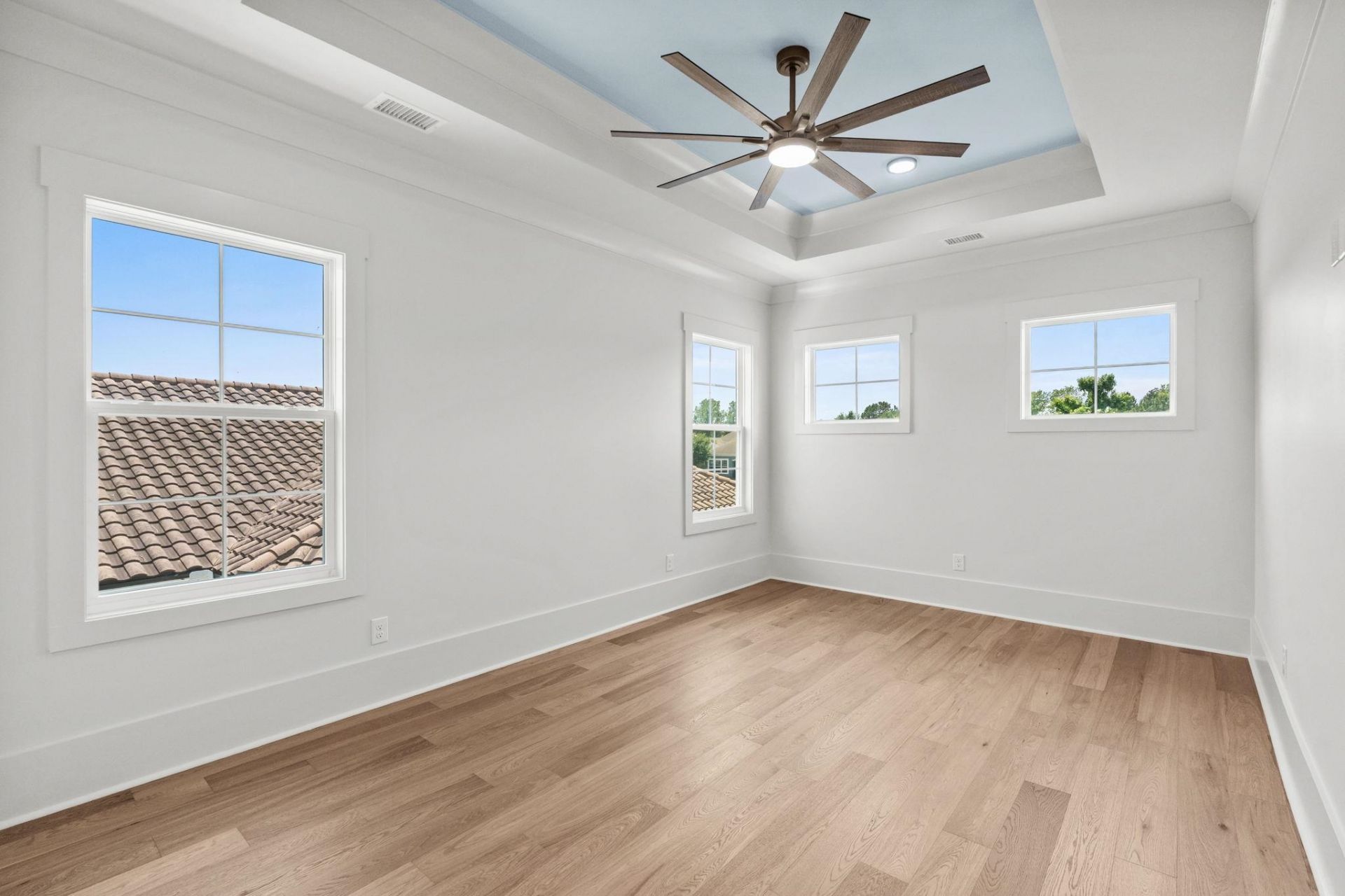 1015 Bluffview Dr. Photo 70