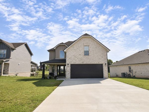 393 Frontier Drive, Clarksville, TN 37043
