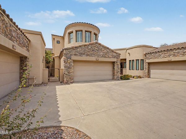 7445 E EAGLE CREST Drive, Unit 1097, Mesa, AZ 85207