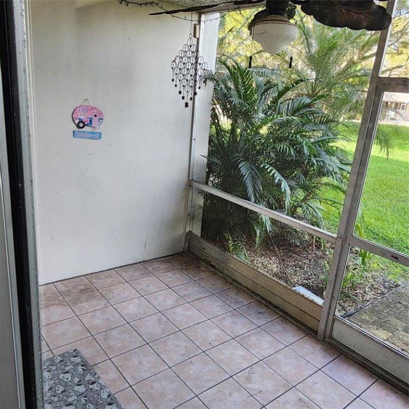 9311 Orange Grove Drive, Unit 114, Davie, FL 33324 Photo