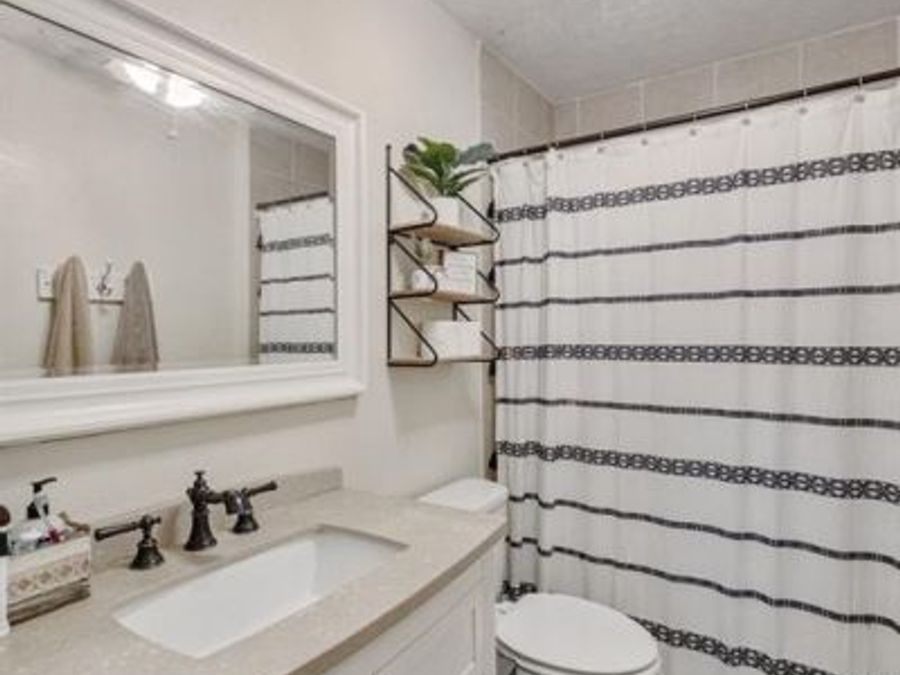 Property Image 82
