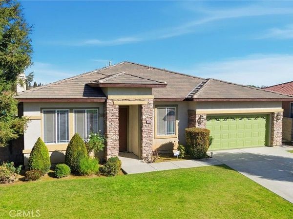 5406 Pelican Hill Drive, Bakersfield, CA 93312