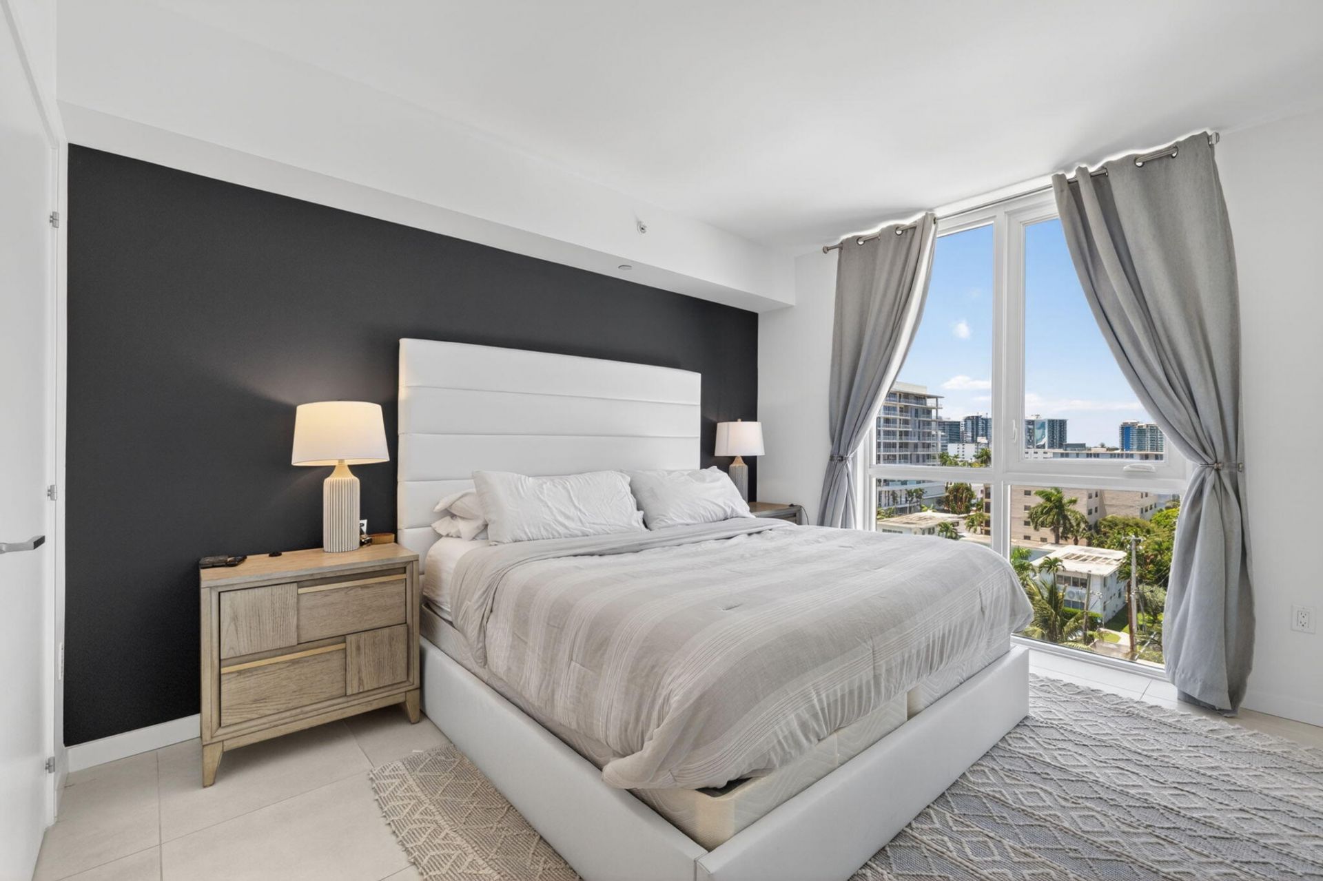 401 N Birch Road, Unit 714, Fort Lauderdale, FL 33304 Photo