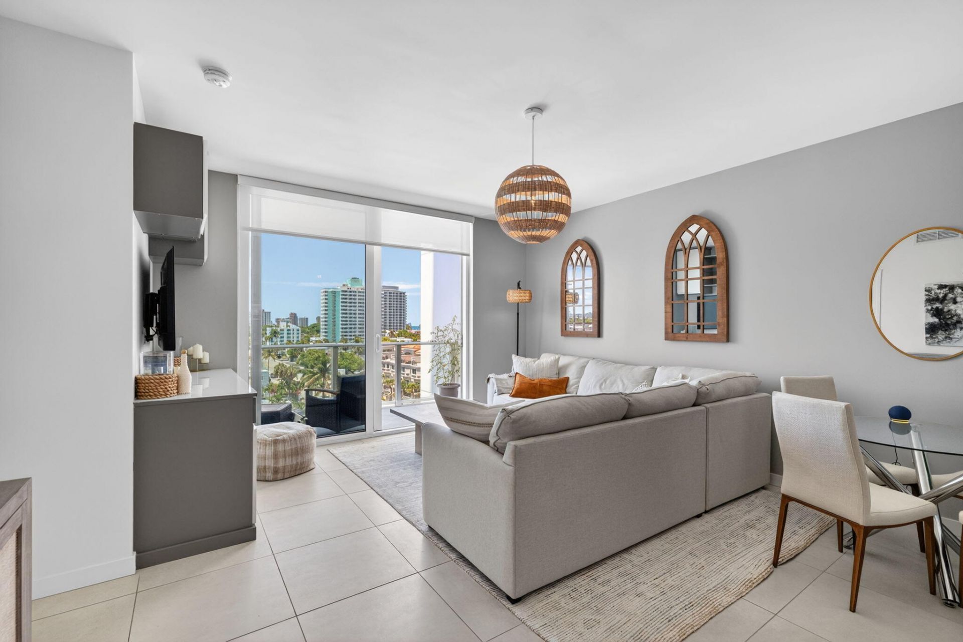 401 N Birch Road, Unit 714, Fort Lauderdale, FL 33304 Photo