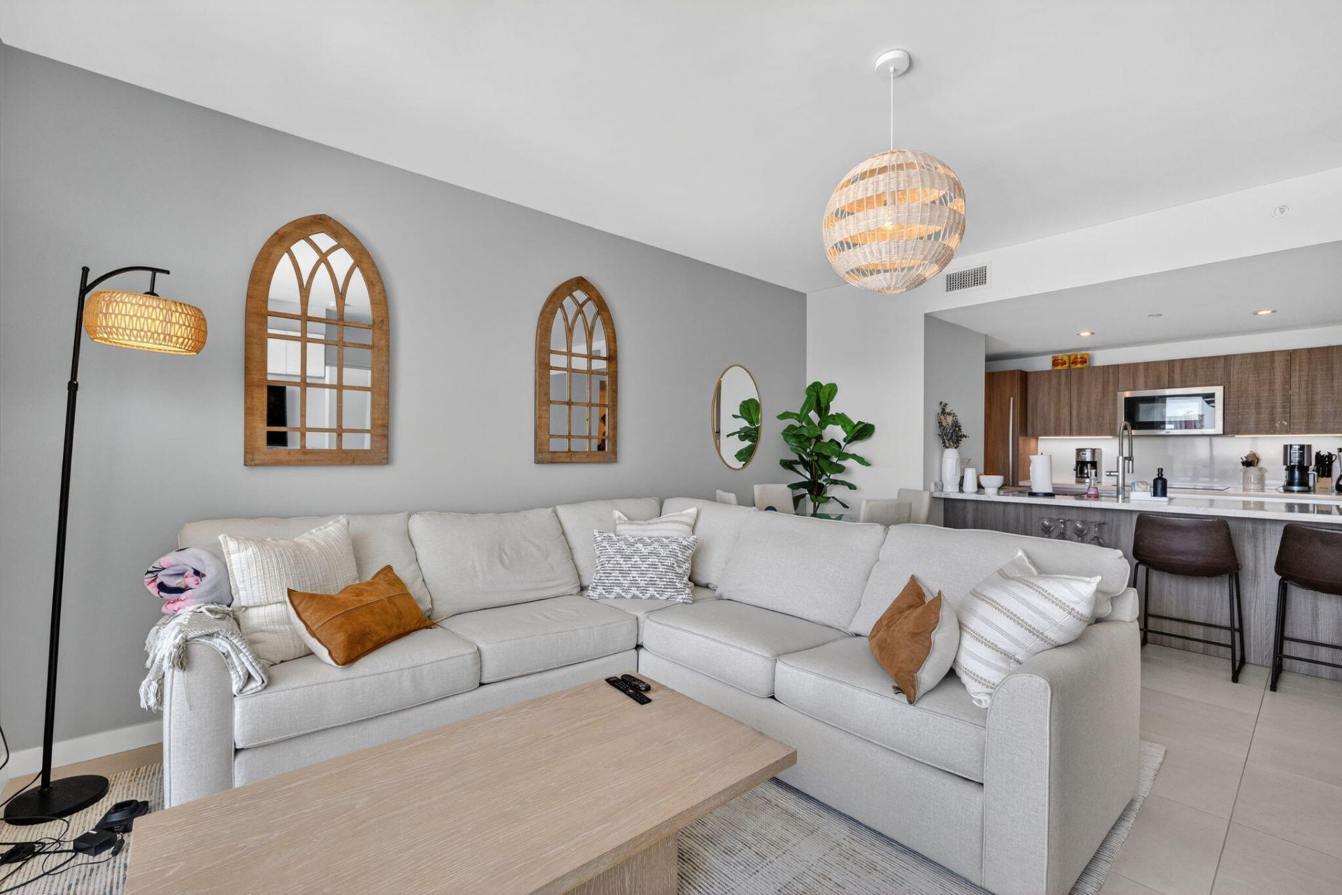 401 N Birch Road, Unit 714, Fort Lauderdale, FL 33304 Photo