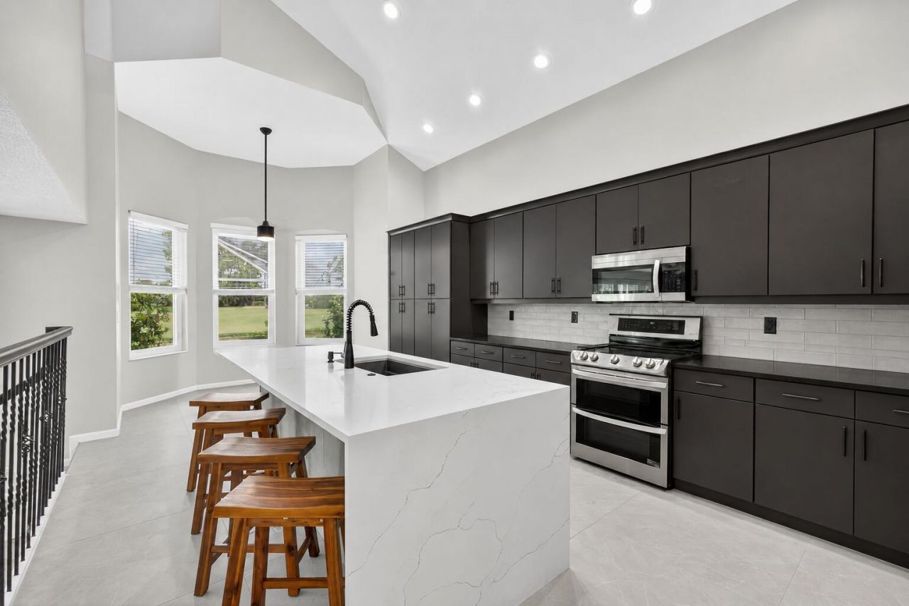 2035 Reston Circle, Royal Palm Beach, FL 33411 Photo