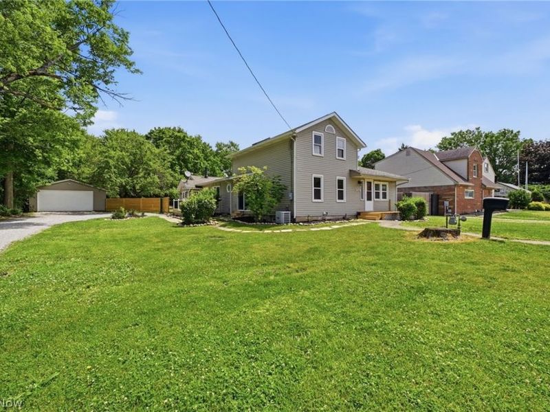 166 Northwest Avenue, Tallmadge, OH 44278 Photo 2