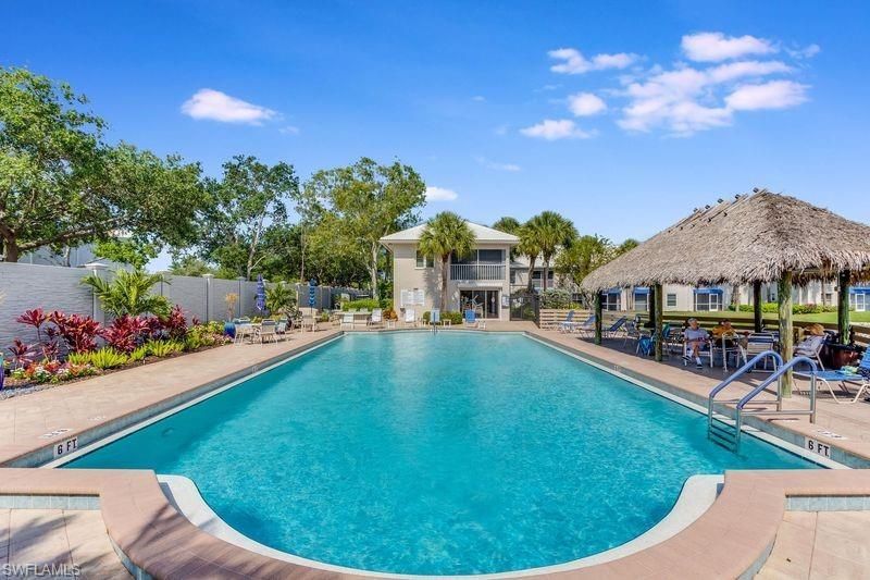 815 Gulf Pavilion Dr , Unit 201, Naples, FL 34108 Photo