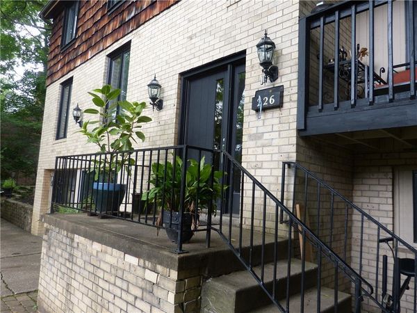 226 Seminole Drive, Pittsburgh, PA 15228