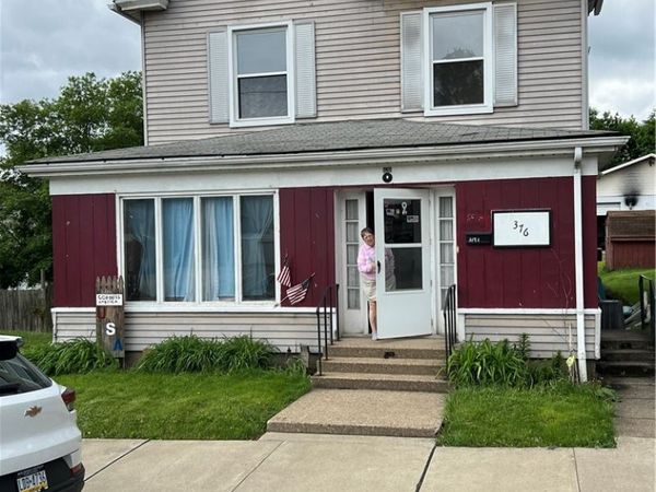 376 Vermont Ave , Rochester, PA 15074