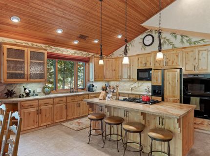95 Manor Drive, Lake Almanor, CA 00000 Photo