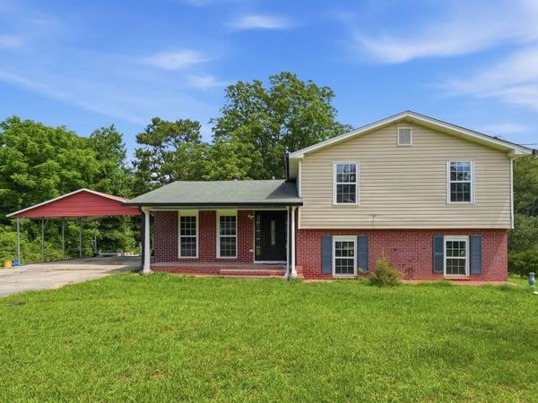 420 Henson Circle , Carrollton, GA 30117