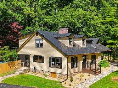 10 ASHBY RD , SPERRYVILLE, VA 22740