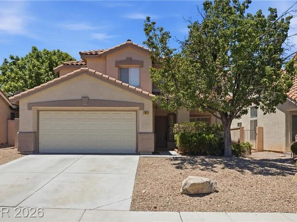 5 Spur Cross Circle, Henderson, NV 89012