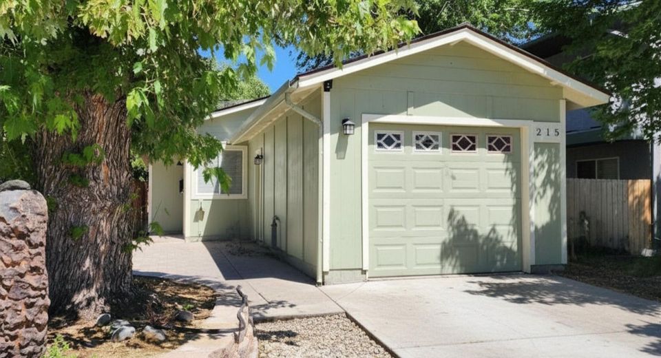 215 S Harbin Avenue, Carson City, NV 89701 Photo