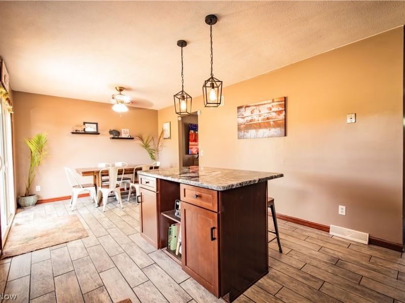 16533 Shilling Road , Berlin Center, OH 44401 Photo 5