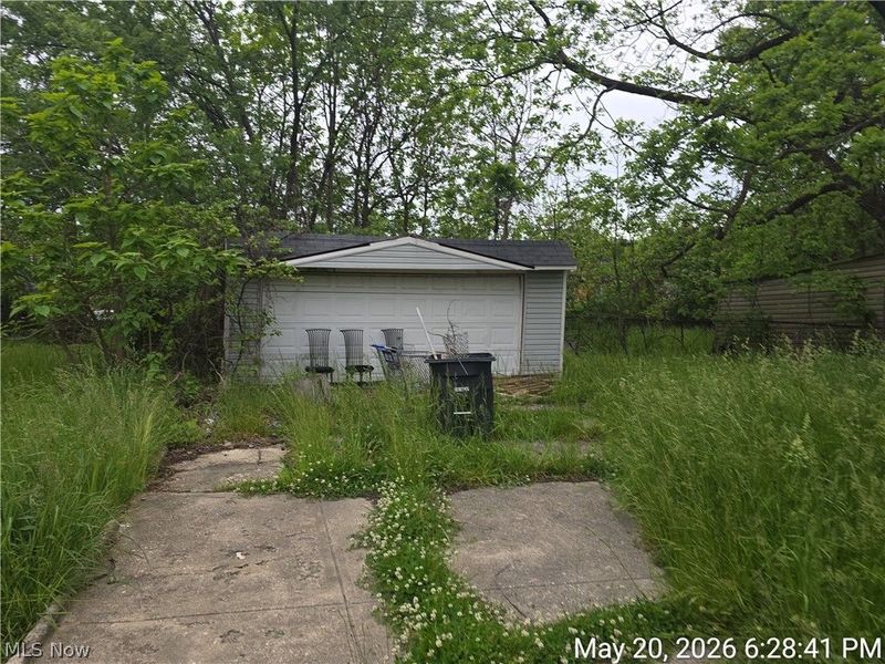 3276 E 145th Street , Cleveland, OH 44120 Photo 2