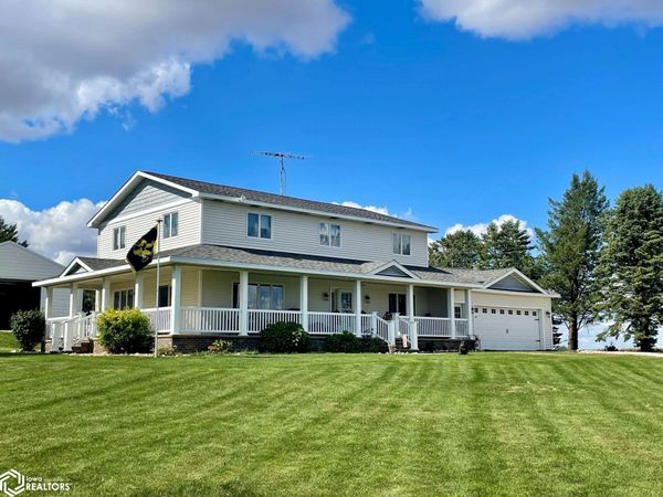 1182 Nettle Avenue, Hampton, IA 50441