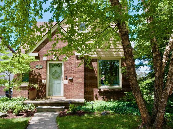 2606 Edgemont, Trenton, MI 48183