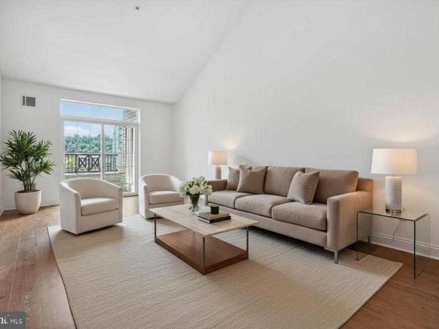 200 W Elm Street, Unit 1412, Conshohocken, PA 19428 Main Photo