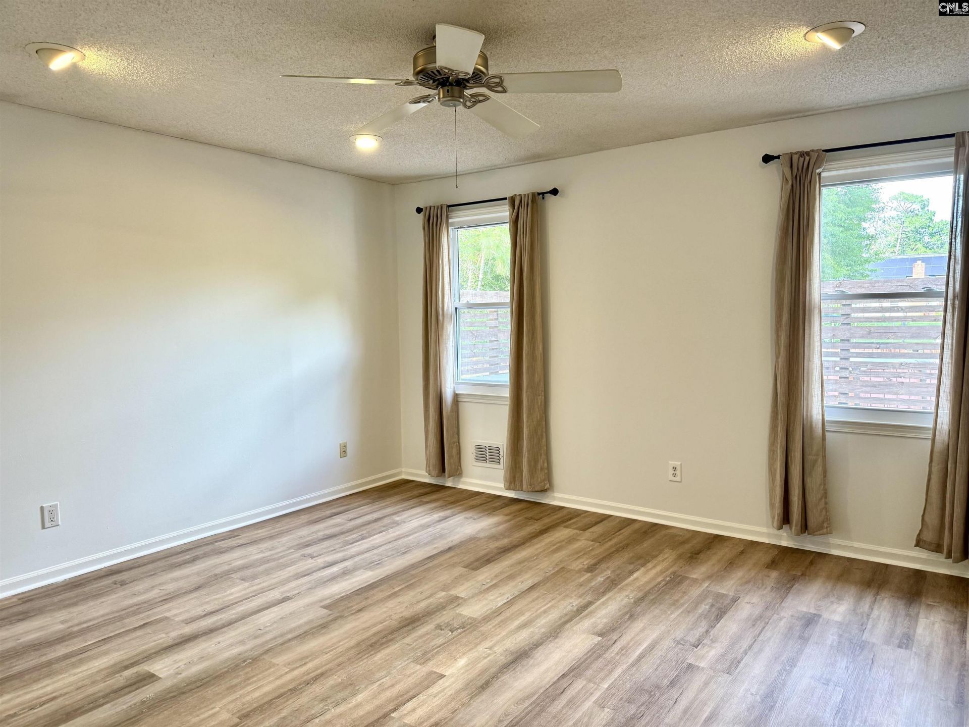 153 Foxhill Place  Photo 26
