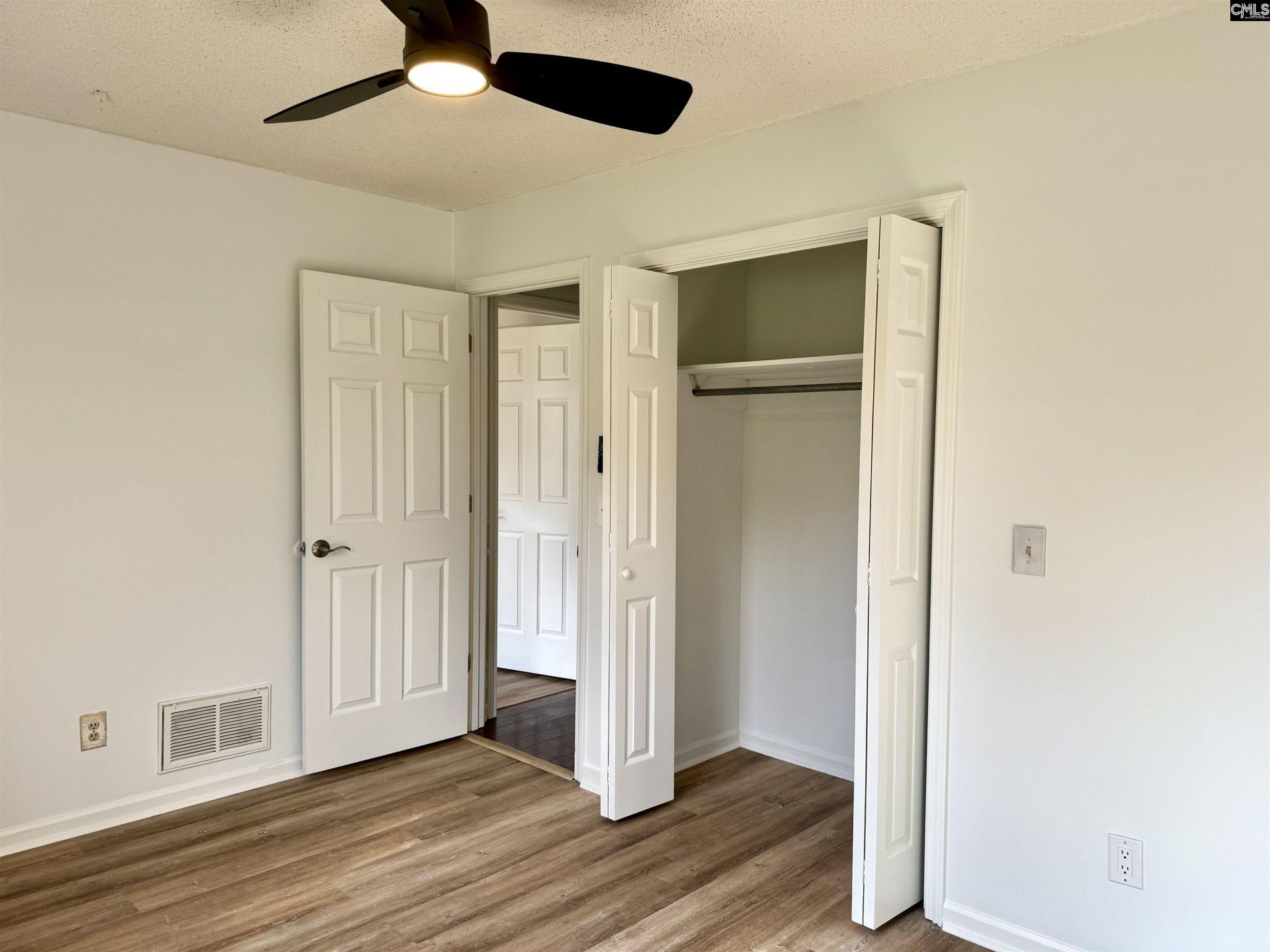 153 Foxhill Place  Photo 36
