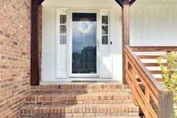 153 Foxhill Place  photo 4