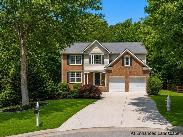 352 Park Creek Ridge, Woodstock, GA 30188