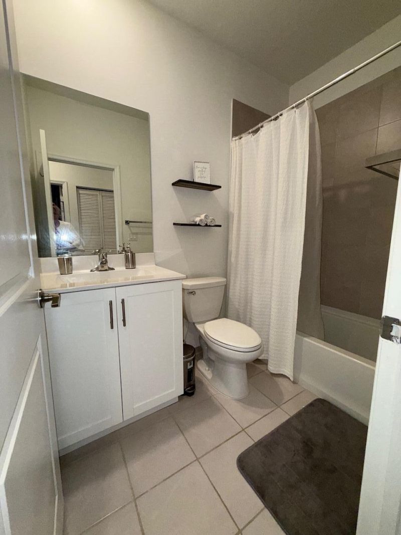 21423 NE 2nd Place, Miami, FL 33179 Photo