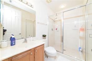 820 Millbrae Court, Unit 4, West Palm Beach, FL 33401 Photo
