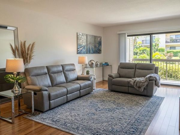 6090 N Sabal Palm Boulevard, Unit 209, Tamarac, FL 33319