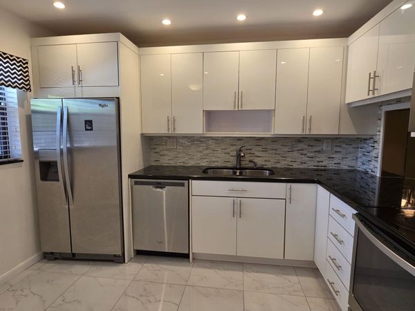 6090 N Sabal Palm Boulevard, Unit 209, Tamarac, FL 33319