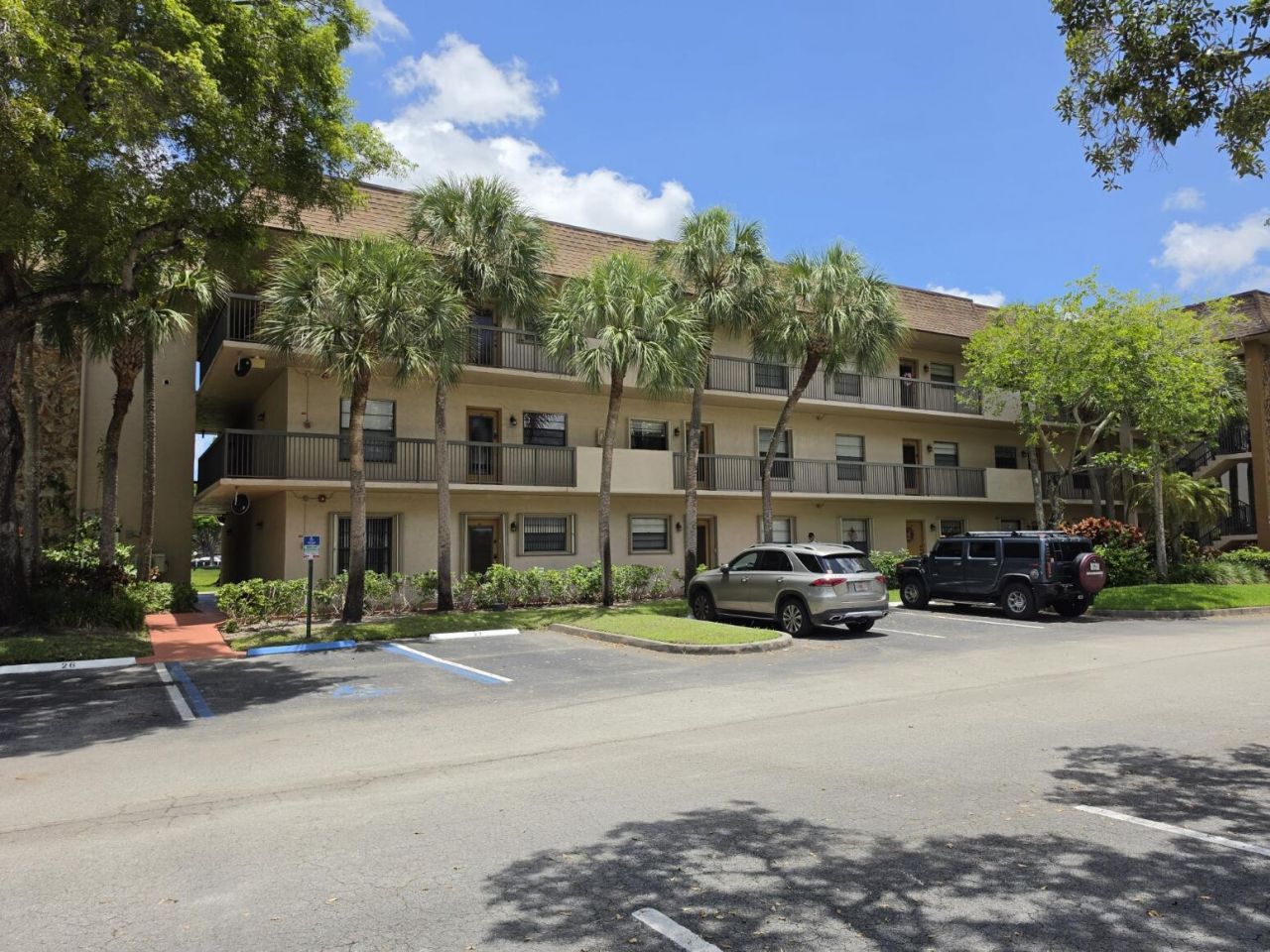 6090 N Sabal Palm Boulevard, Unit 209, Tamarac, FL 33319 Photo