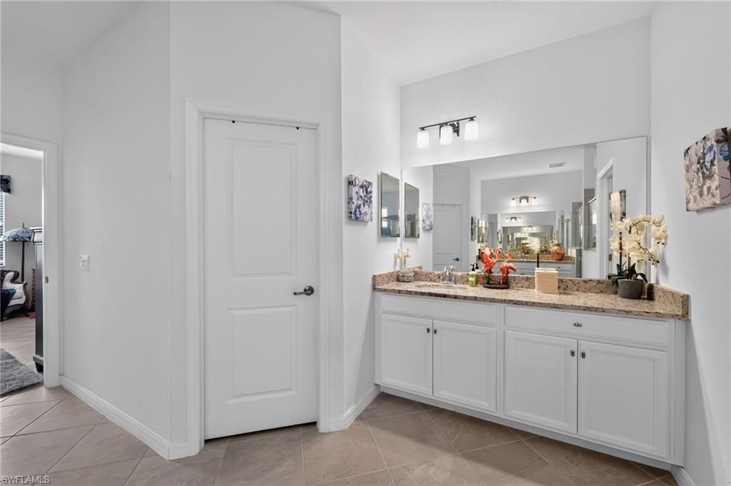 3335 Menores Way , Fort Myers, FL 33905 Photo