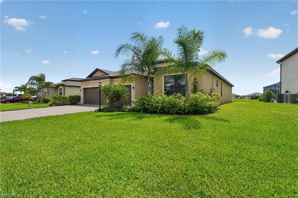 3335 Menores Way , Fort Myers, FL 33905 Photo