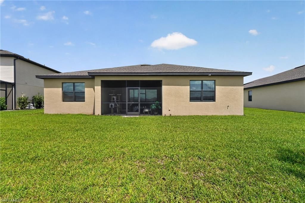 3335 Menores Way , Fort Myers, FL 33905 Photo