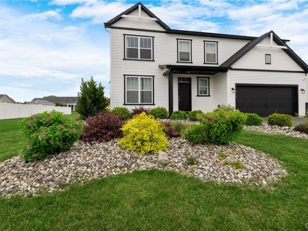 4714 Weller Hall Place , Clay, NY 13041