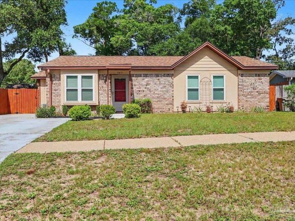 7815 Oak Forest Pl, Pensacola, FL 32514