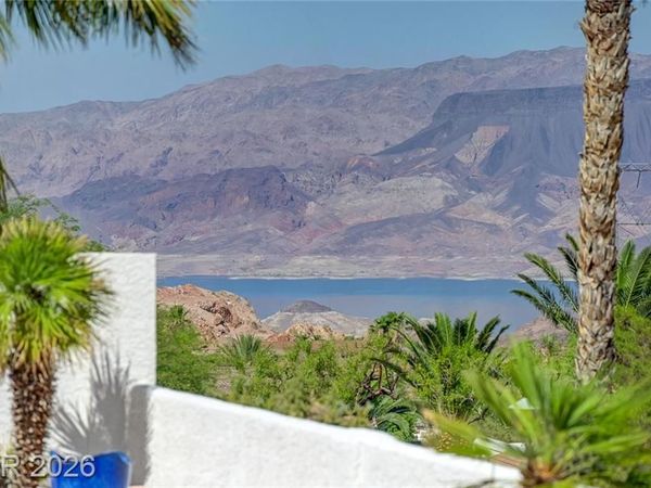 668 Mount Blackburn Lane, Boulder City, NV 89005