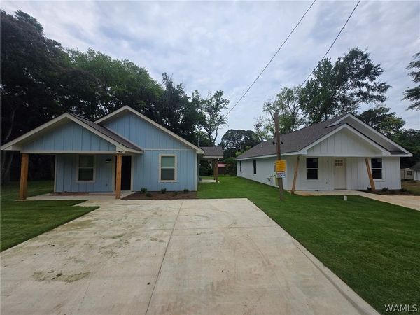 2134 4th Street E, Tuscaloosa, AL 35404