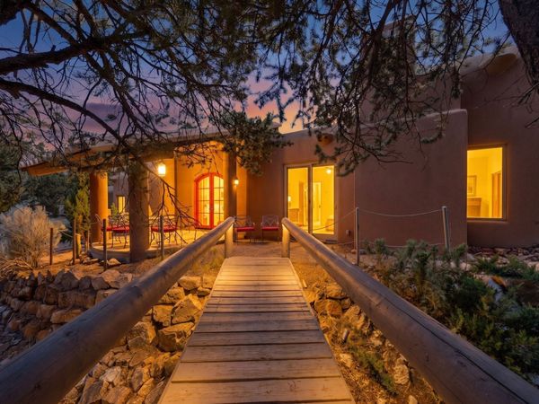 1404 Tesuque Creek Road , Santa Fe, NM 87501