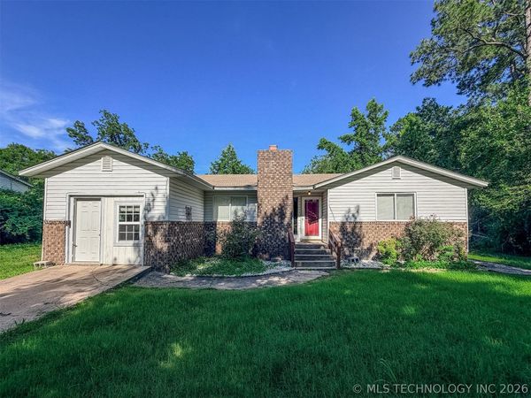 1111 Turpin , Tahlequah, OK 74464