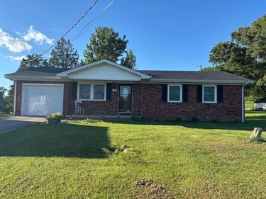 44 Willow Avenue, Brodhead, KY 40409