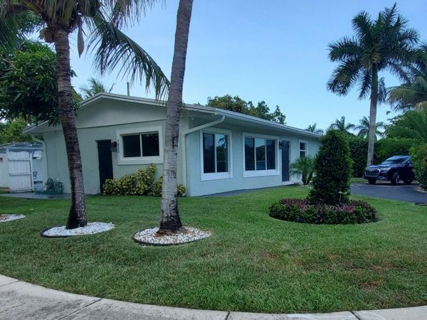 3800 NE 4th Avenue, Deerfield Beach, FL 33064