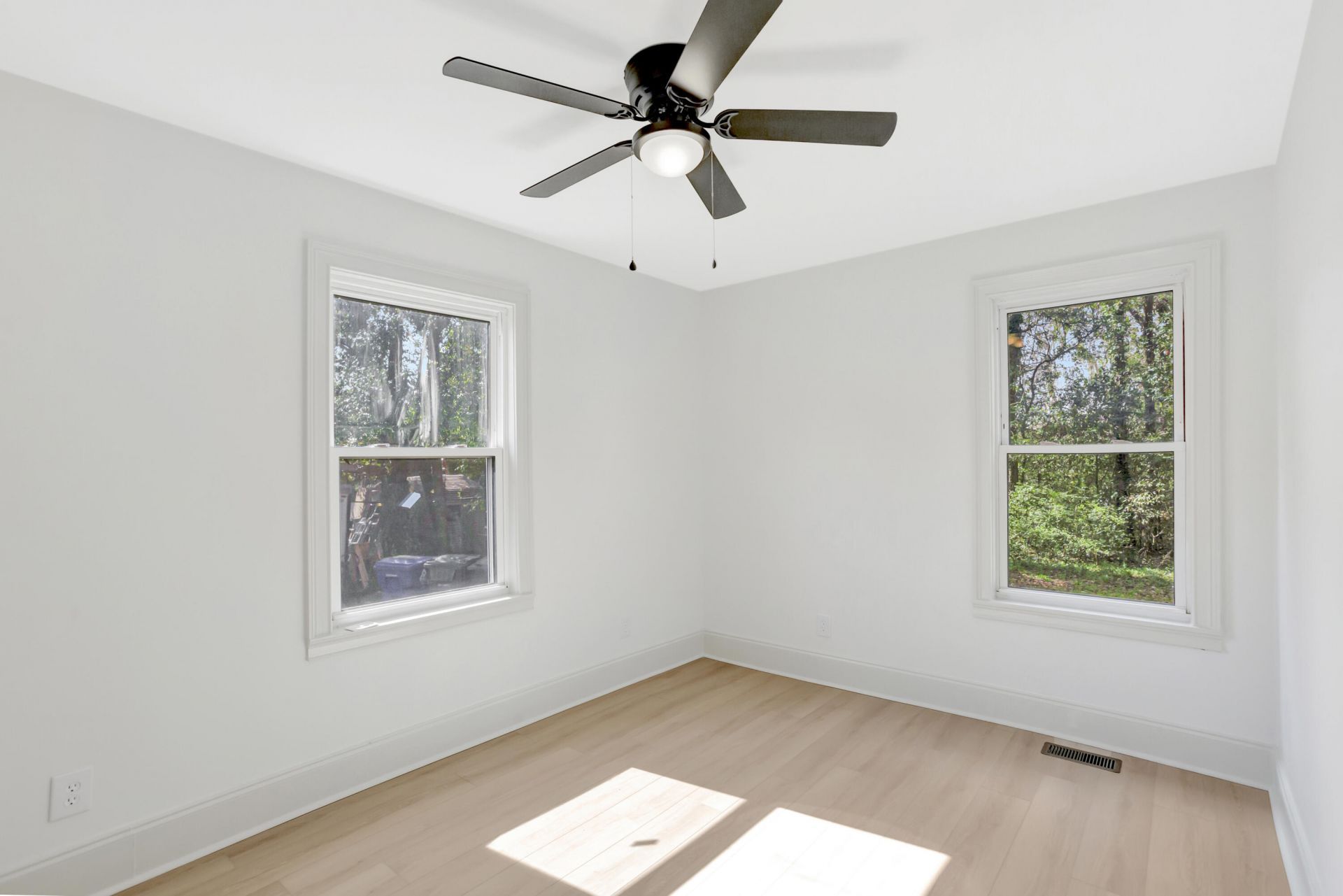 2642 Ferrara Drive Photo 15