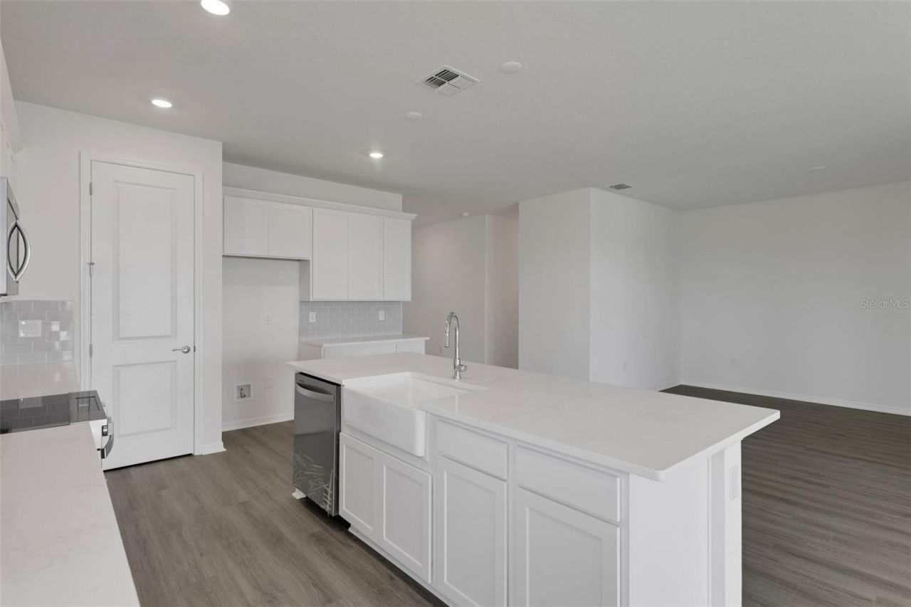16930 Squirrel Branch Lane, Alva, FL 33920 Photo