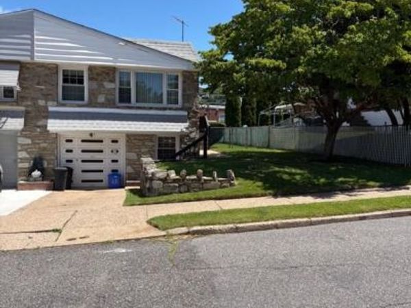 607 SHERRIE ROAD, PHILADELPHIA, PA 19115